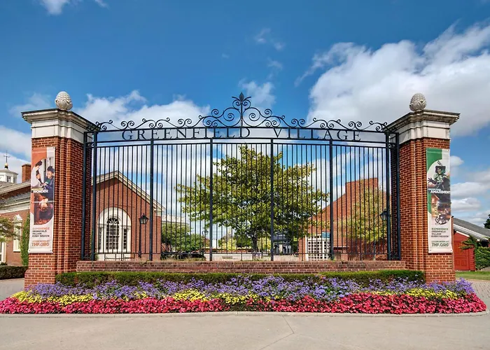 Holiday Inn Detroit Metro Airport By IhgAirport Hotel