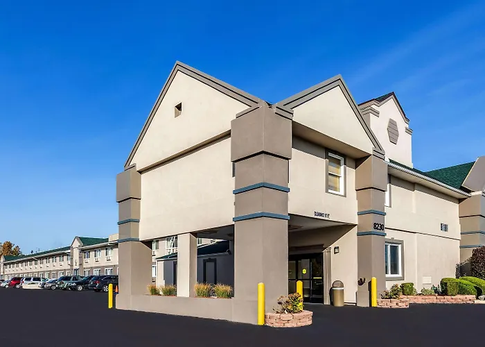 Magnuson Hotel Detroit Airport